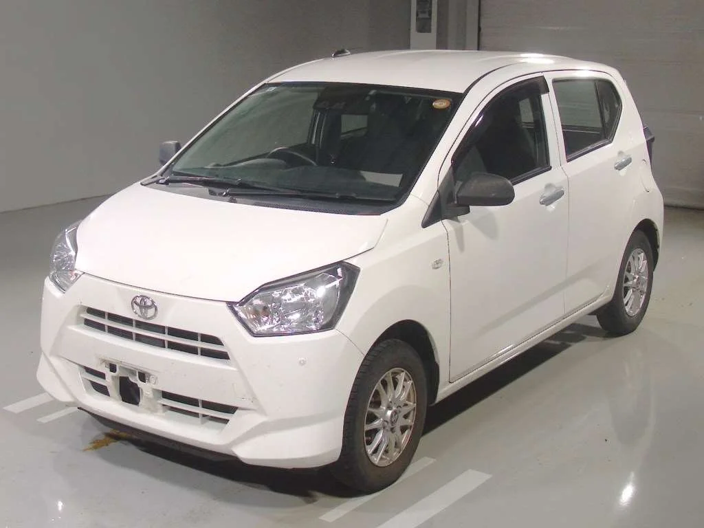 Toyota Pixis Epoch LA350A 2021